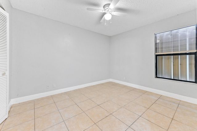 1445 Lake Crystal Drive F, West Palm Beach, FL 33411