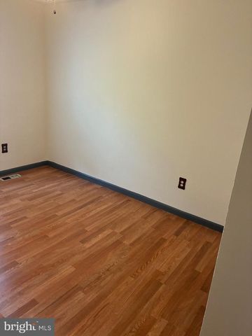 8265 LONDONDERRY CT, Laurel, MD 20707