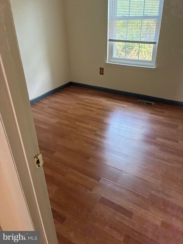 8265 LONDONDERRY CT, Laurel, MD 20707