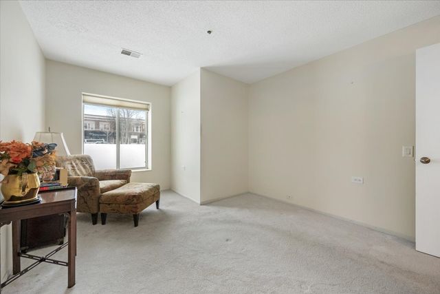800 Ridge Road 117, Wilmette, IL 60091