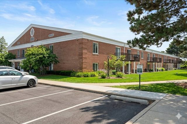 800 Ridge Road 117, Wilmette, IL 60091