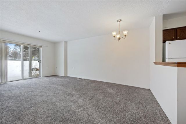 800 Ridge Road 117, Wilmette, IL 60091