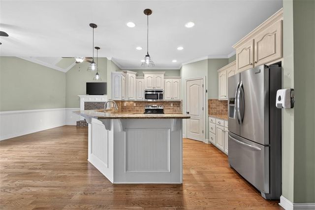 1624 Alcovy Ridge Crossing, Loganville, GA 30052