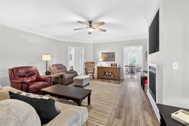 1624 Alcovy Ridge Crossing, Loganville, GA 30052