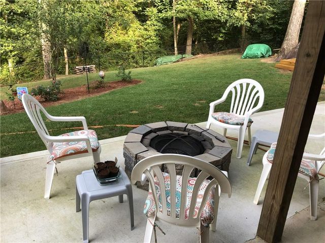 1624 Alcovy Ridge Crossing, Loganville, GA 30052