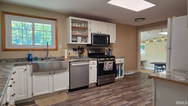 54655 Sundale Place, Elkhart, IN 46514