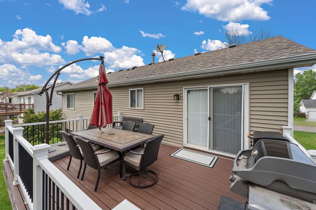 2891 Meadow Brook Drive, Woodbury, MN 55125