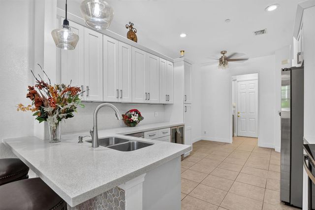 76 Landau Street, Boynton Beach, FL 33426