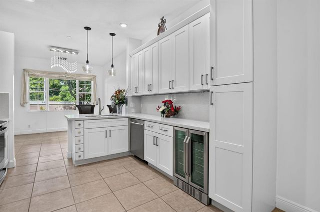 76 Landau Street, Boynton Beach, FL 33426