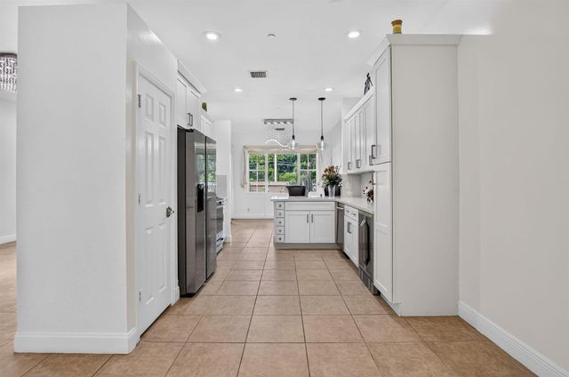 76 Landau Street, Boynton Beach, FL 33426