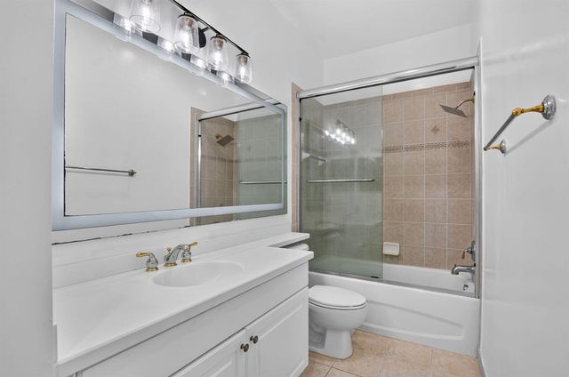 76 Landau Street, Boynton Beach, FL 33426