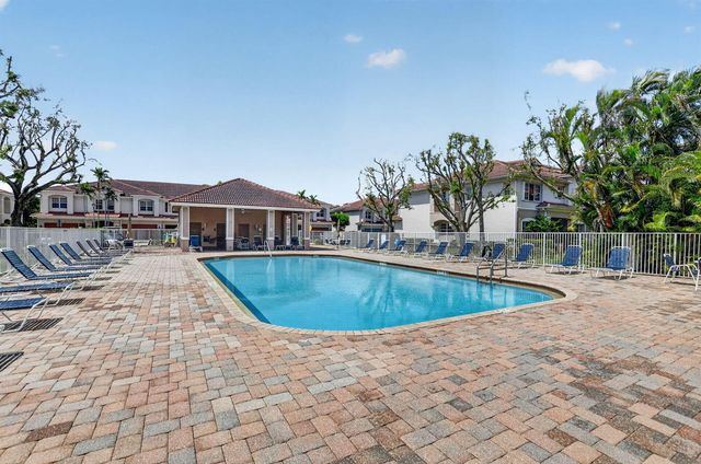 76 Landau Street, Boynton Beach, FL 33426