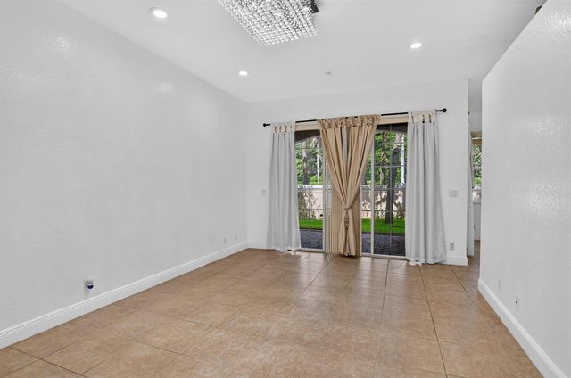 76 Landau Street, Boynton Beach, FL 33426
