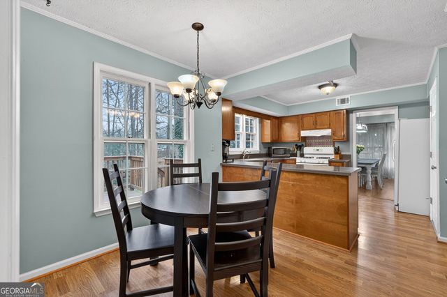 1880 Whispering Willow Way SW, Lilburn, GA 30047