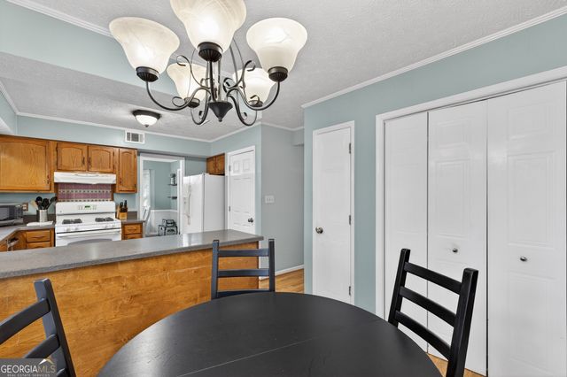 1880 Whispering Willow Way SW, Lilburn, GA 30047