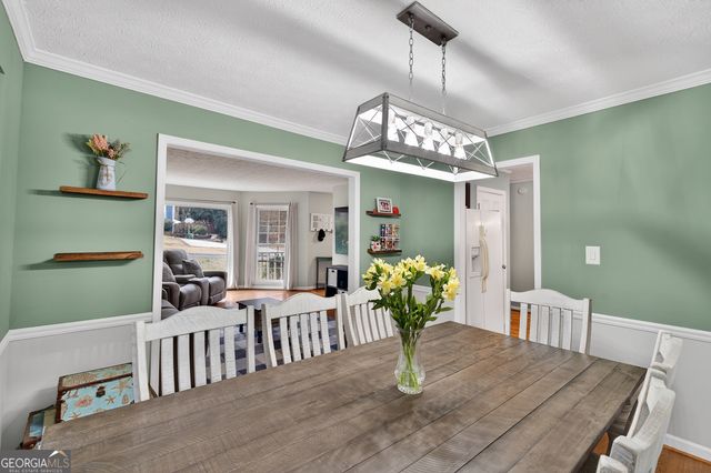 1880 Whispering Willow Way SW, Lilburn, GA 30047