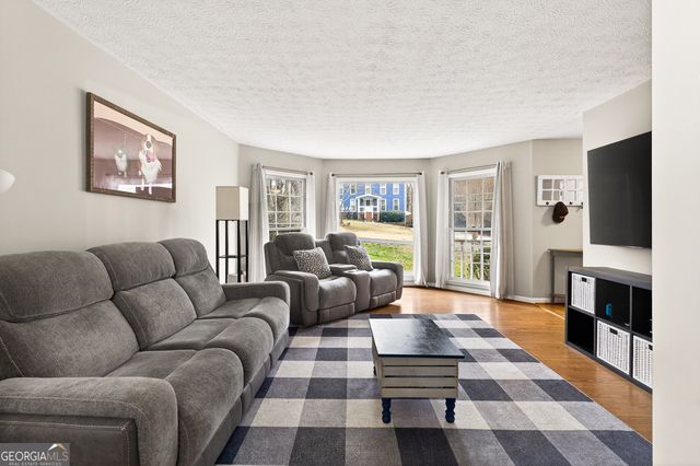 1880 Whispering Willow Way SW, Lilburn, GA 30047