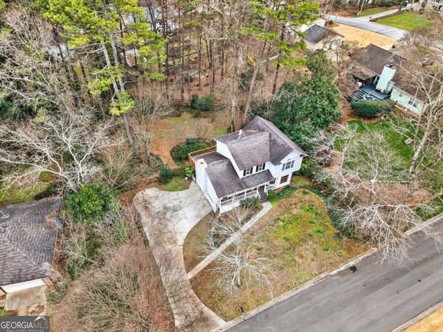 1880 Whispering Willow Way SW, Lilburn, GA 30047