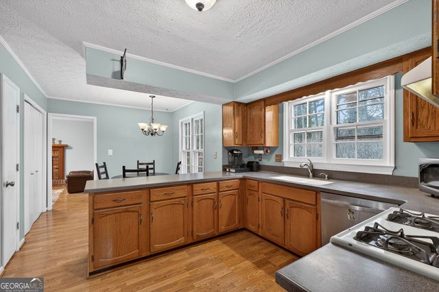 1880 Whispering Willow Way SW, Lilburn, GA 30047