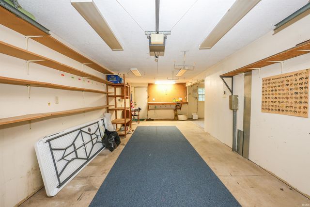 7426 Kruge Drive, Fort Wayne, IN 46809