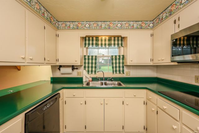 7426 Kruge Drive, Fort Wayne, IN 46809