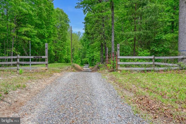 14584 CROSS COUNTY RD, Mineral, VA 23117