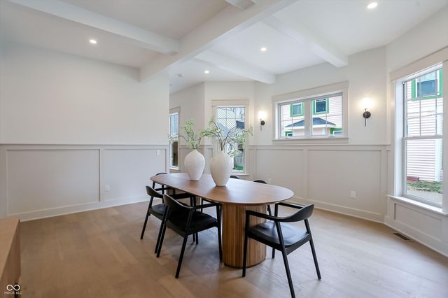 122 E 32nd Street, Indianapolis, IN 46205