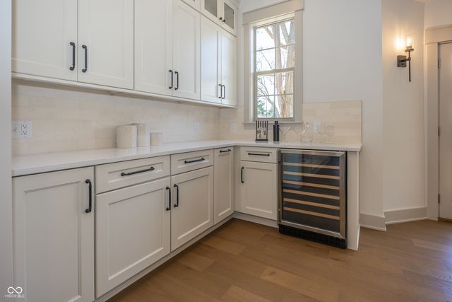 122 E 32nd Street, Indianapolis, IN 46205