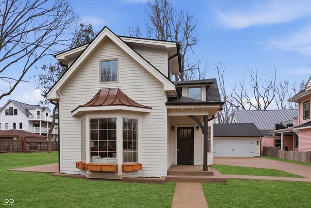 122 E 32nd Street, Indianapolis, IN 46205