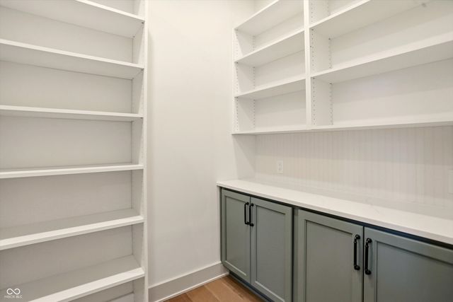 122 E 32nd Street, Indianapolis, IN 46205