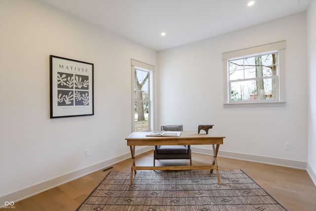 122 E 32nd Street, Indianapolis, IN 46205