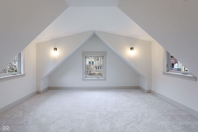 122 E 32nd Street, Indianapolis, IN 46205