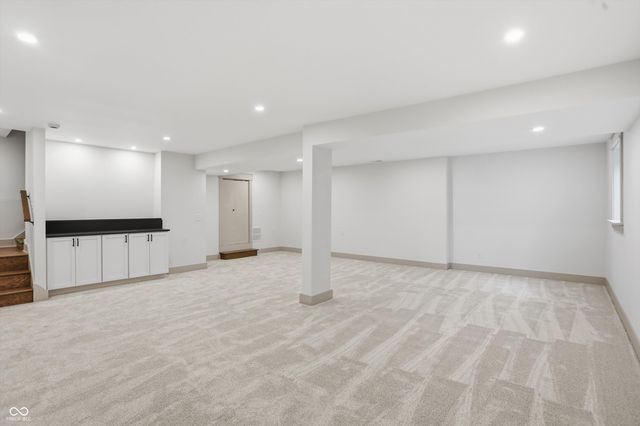 122 E 32nd Street, Indianapolis, IN 46205