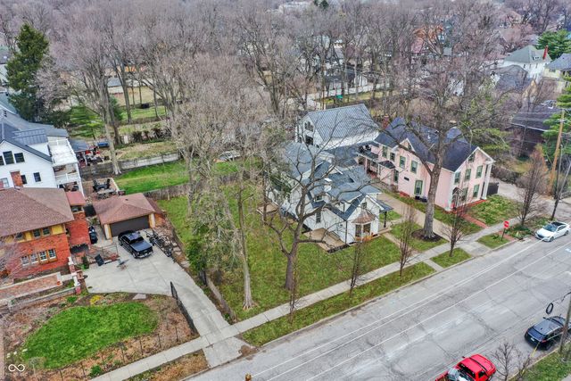 122 E 32nd Street, Indianapolis, IN 46205