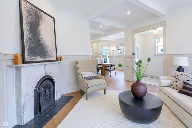 122 E 32nd Street, Indianapolis, IN 46205