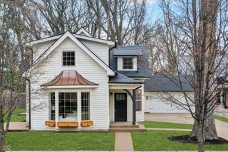 122 E 32nd Street, Indianapolis, IN 46205