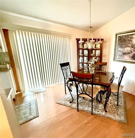 460 Fairfax Street, Columbia, IL 62236