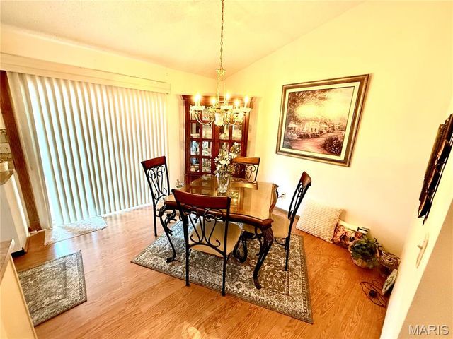 460 Fairfax Street, Columbia, IL 62236