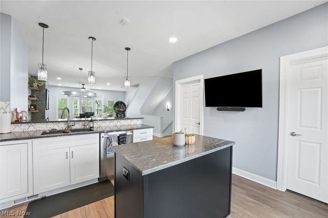 128 Vine Street 16A, Westlake, OH 44145