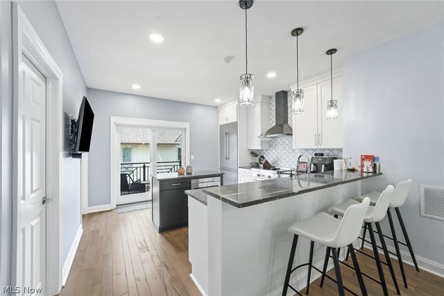 128 Vine Street 16A, Westlake, OH 44145