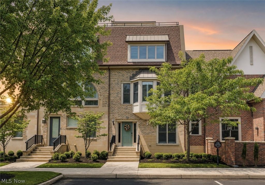 128 Vine Street 16A, Westlake, OH 44145