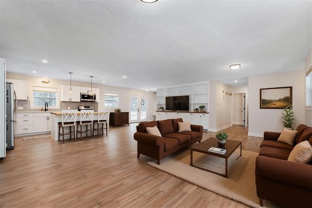 1821 Rogers Road, Green Lake Twp, MI 49637