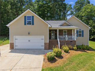 140 Laurel Ridge Court, Reidsville, NC 27320