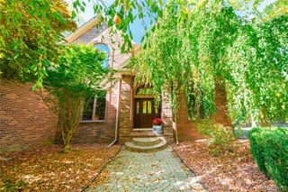 22015 Ember Court, Grosse Ile Township, MI 48138