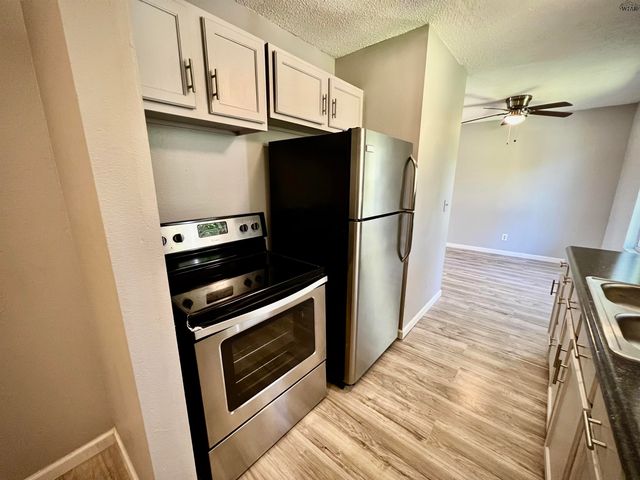 212 LIVE OAK STREET, Wichita Falls, TX 76301