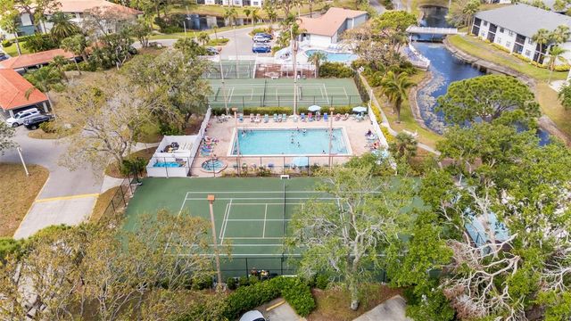 4325 46TH AVENUE W 104, Bradenton, FL 34210