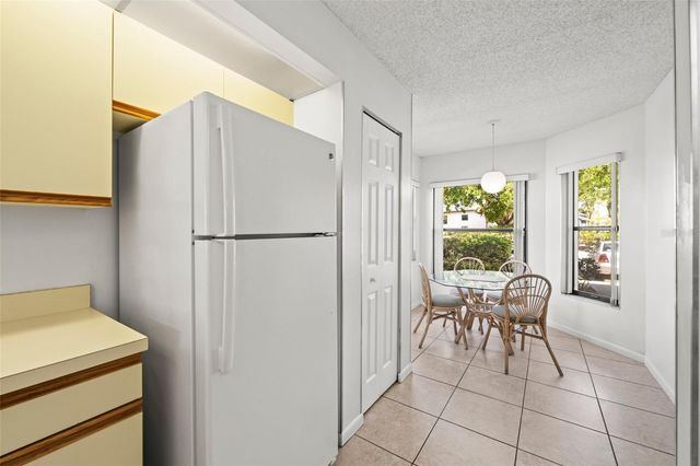 4325 46TH AVENUE W 104, Bradenton, FL 34210