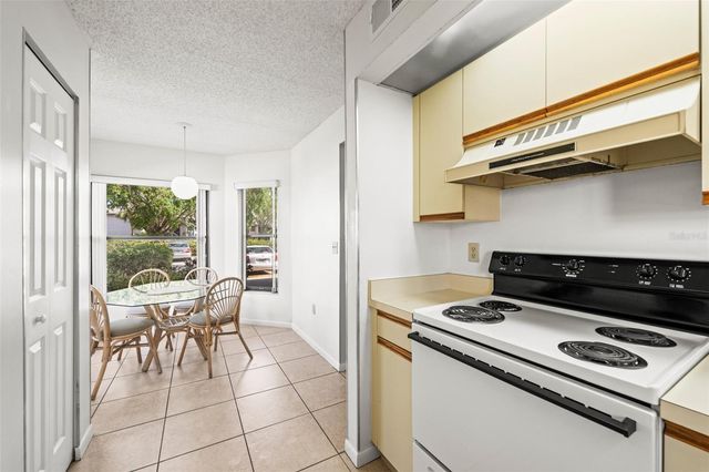 4325 46TH AVENUE W 104, Bradenton, FL 34210