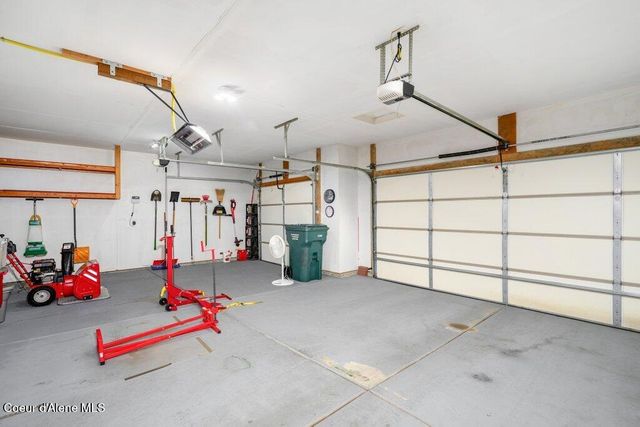 13255 Reward LOOP, Rathdrum, ID 83858