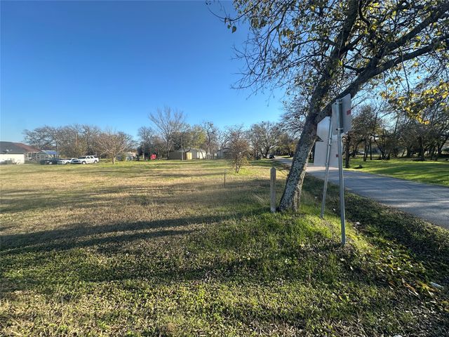 TBD E Freeman Street, Ennis, TX 75119